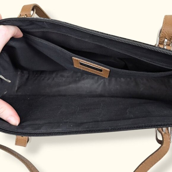 Danier Black Genuine Leather Purse - Picture 8 of 11